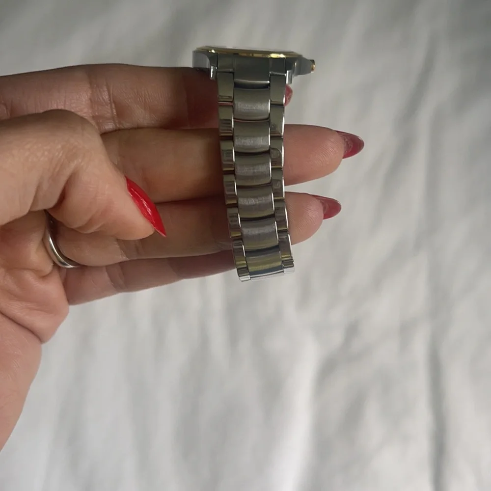 Movado concerns sales